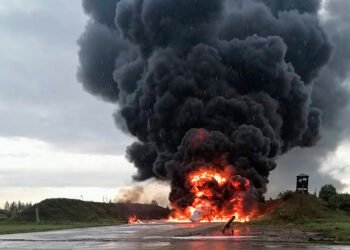 Ukrainian drone destroys Russian supersonic bomber