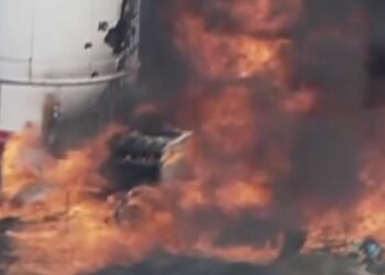 Huge fire at arms warehouse in Israel