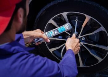 Temperatures near 50°C; RTA issues car safety guidelines