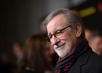 Steven Spielberg throws Apple Watch after it shows false result
