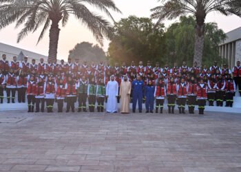 Dubai Ruler meets with DCAS ambulance professionals