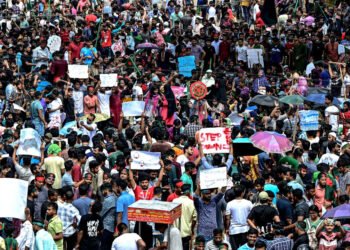 91 killed by police & BCL, curfew imposed; March to Dhaka for support Student