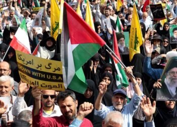 Thousands of people protest in Iran, Yemen against the attack on Lebanon