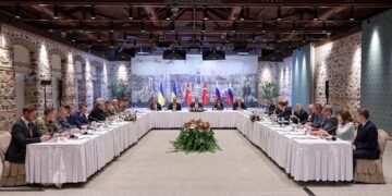 Russia-Ukraine peace talks end in two hours, no solution found