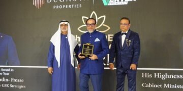 Al-Haramain Perfumes CEO receives Golden Excellence Award and Fragrance of the Year Award