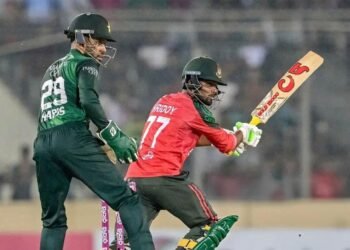 Bangladesh beat Pakistan by 8 runs to take a 2-0 lead in the 3-match series