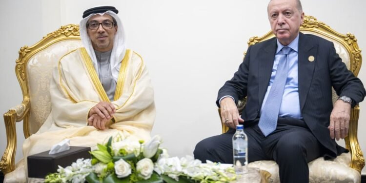 Mansour bin Zayed meets with Turkish President, Iraqi PM on sidelines of ‘Sharm El-Sheikh Peace Summit’