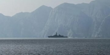 US Navy refuses to provide security in the Strait of Hormuz