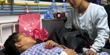 Eight-Year-Old Boy Reunited With Mother After Surviving Nepal Floods in Tree