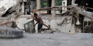 Himalayan Floods Leave Over 1,400 Missing as Rescue Teams Struggle in Remote Terrain