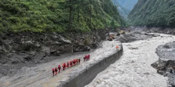 Rescue Operations Halted in Nepal as Overflowing Himalayan Lake Sparks New Flood Fears