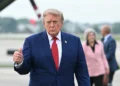 Trump Reasserts US Control Over Strait of Hormuz Amid Declining Transit Volumes