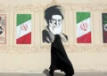 US Threatens Unprecedented Economic Sanctions Against Iran as Tehran Vows Retaliation