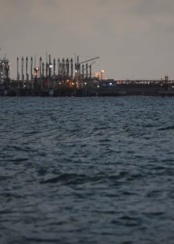 President Trump Announces Major Deal Securing Control Over Venezuelan Oil Reserves