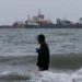 US Prepares New Sanctions as Iran Vows to Maintain Defiant Economic Stance