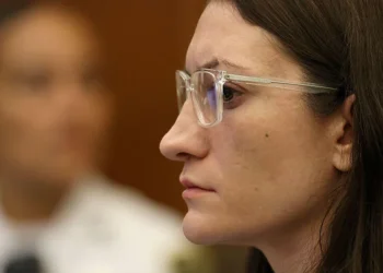 Legal Experts Outline Potential Outcomes in the Trial of Lindsay Clancy