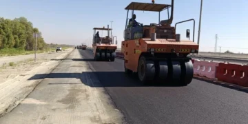Al Dhafra Municipality Maintains 43 Kilometres of Roads in 2026