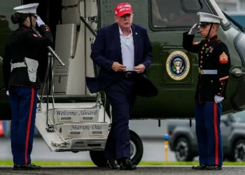 Trump threatens to bomb Oman over Strait of Hormuz, demands Iran surrender
