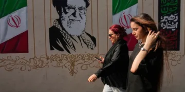 Iranians Face Growing Isolation as New US Sanctions Disrupt Education and Travel