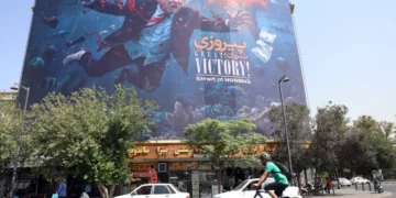 US Shifts Strategy in Iran Conflict as Military Tensions Escalate in the Gulf